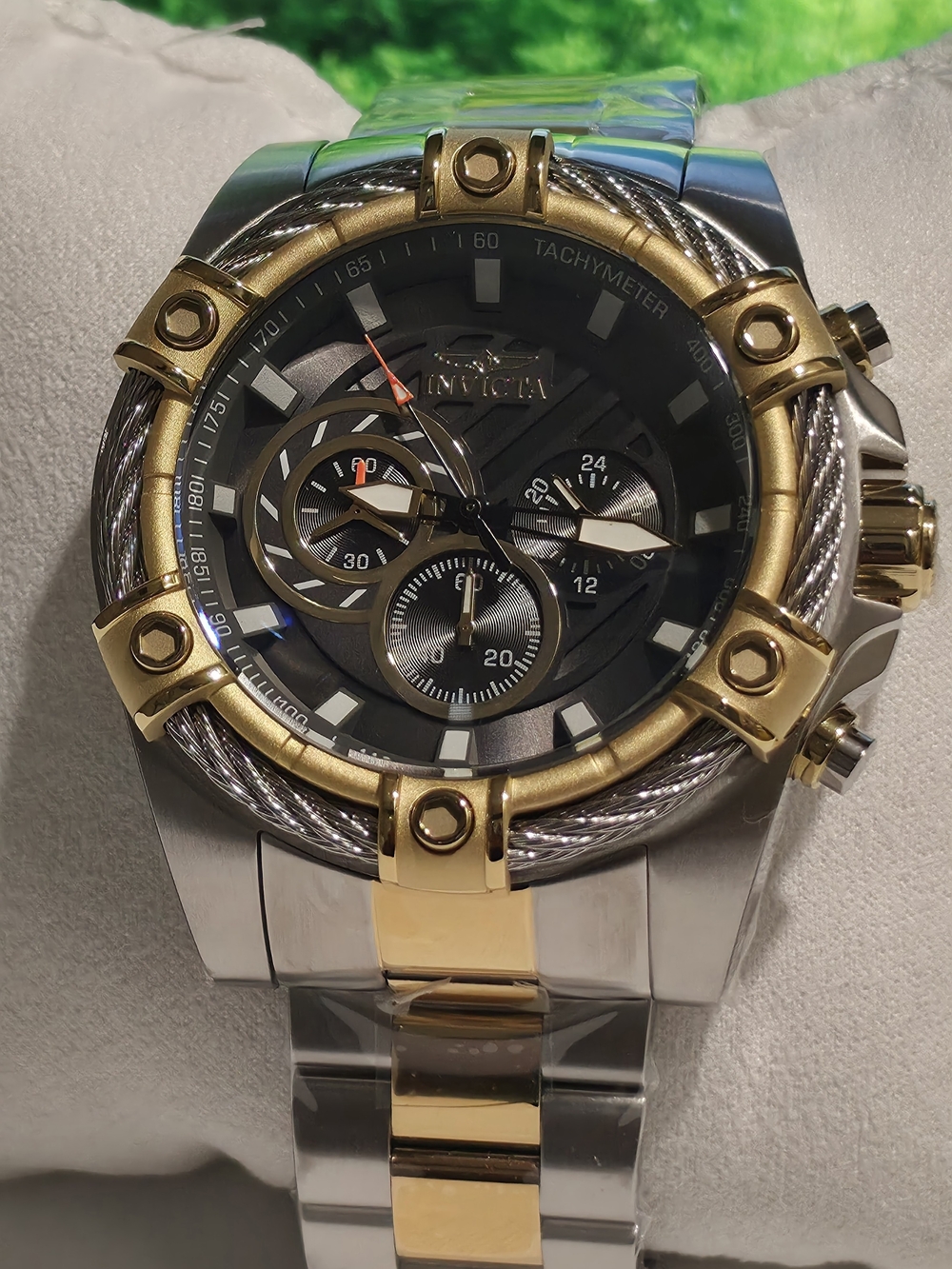 Invicta Bolt Ace 49748 Men’s 52mm Two-Tone Gold Steel Watch - Picture 5 of 8